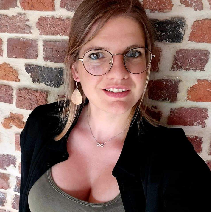 alt=